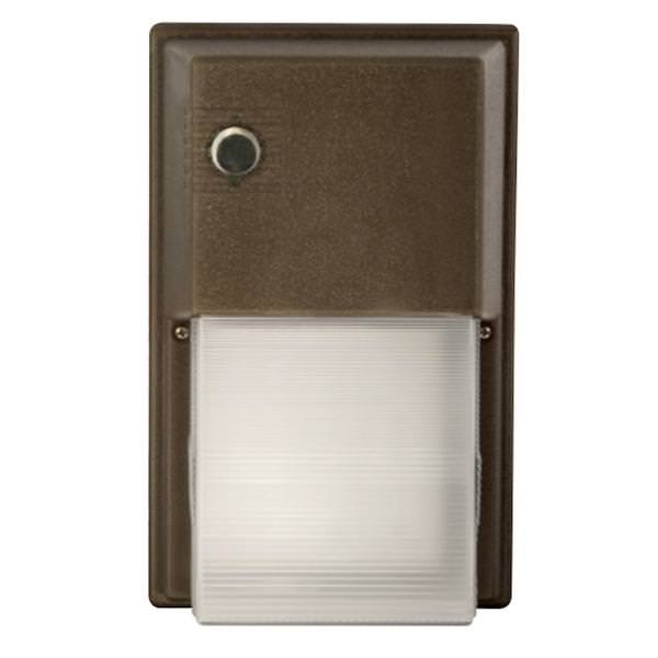 16.6 watt - 120/277 volt - 5,000K - Daylight - Bronze - Photocontrol | Hubbell LED Wall Pack Light Fixture (Hubbell HUBBELL LED WALL PACK LIGHT FIXTURE 17WATT 120/277V 5000K WITH PHOTOCONTROL 03142)